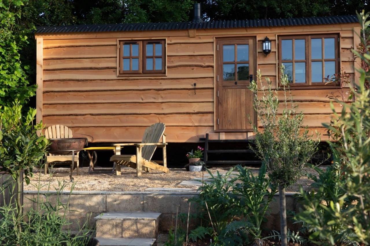 Luxury, Rural Shepherds Hut With Hot Tub Nr Bath Bristol Extérieur photo